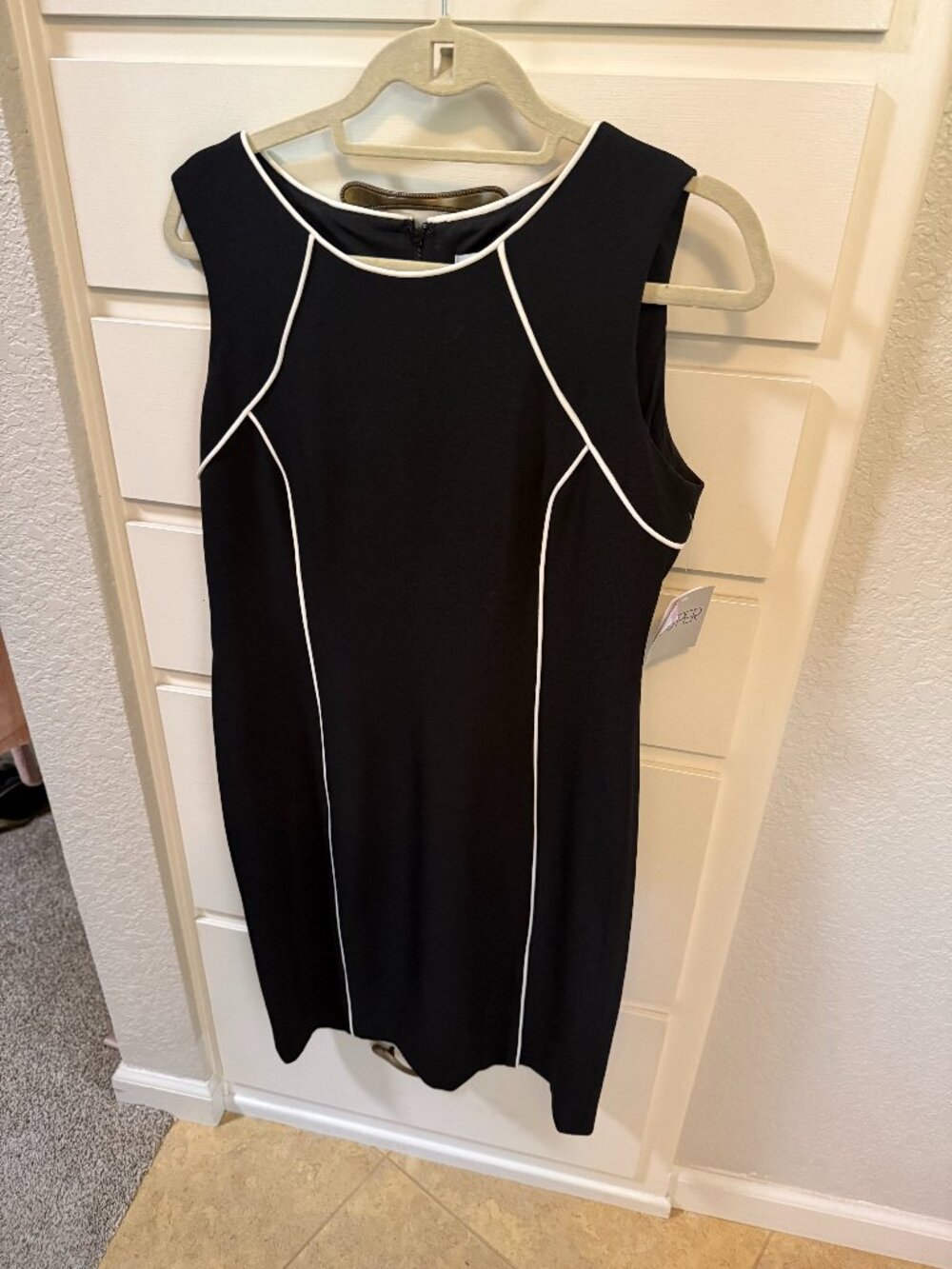 New Kasper Black and White Dress